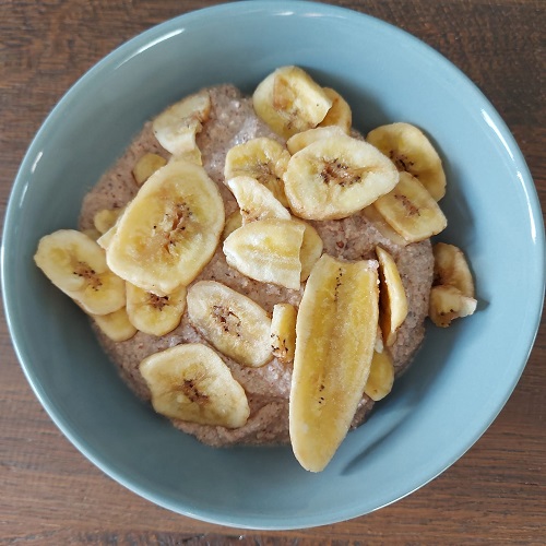 Havermoutpap Met Gedroogde Banaan Menuut